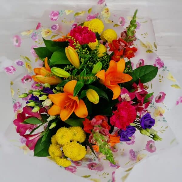 Vibrant Hand-tied - Image 2